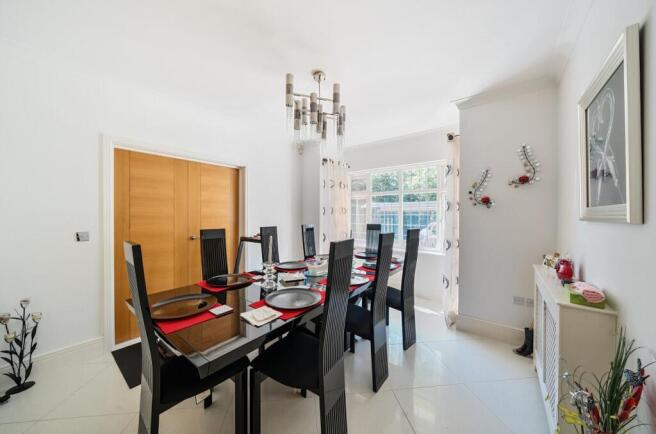 66e9392656814-l-1183372 (3).jpg