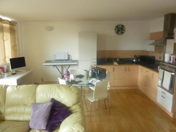 Kitchen/Lounge
