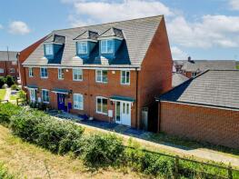 7, Purnell Walk, Aylesbury HP19 9DX