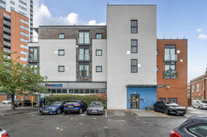 Flat 10, 1 Ranger Court, Ocean Way, Southampton SO14 3AG