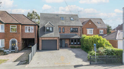 Coventry Road, Burbage, LE10