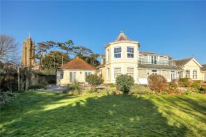The Hideaway, Furzey Close, Thurlestone TQ7 3NP