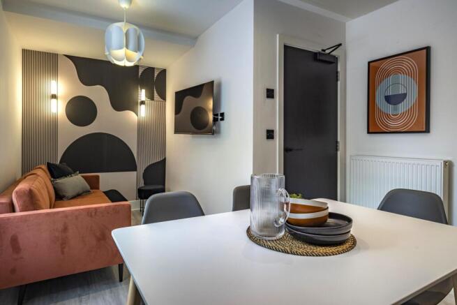 Kitchen/Lounge