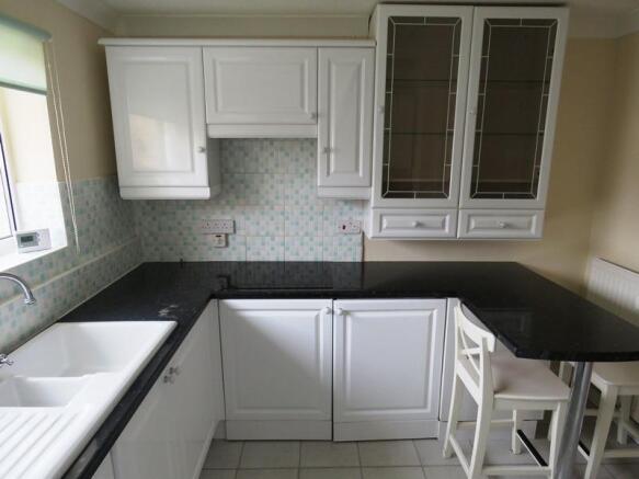 kitchen 1.JPG