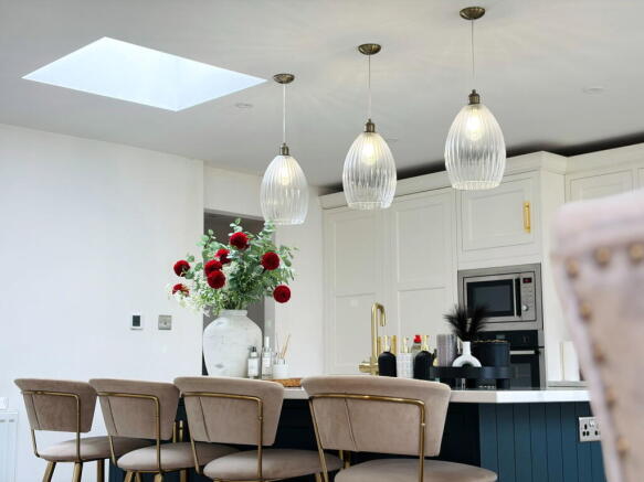 3 bed Detached Bungalow for sale Image 8