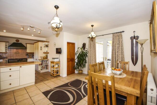 Kitchen Diner