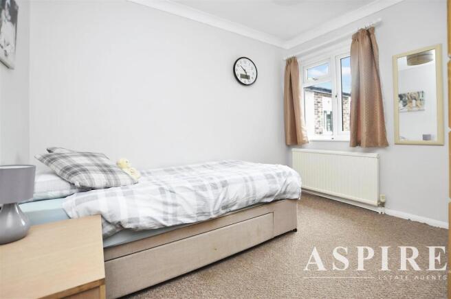 Aspire Estate Agents Benfleet 11.jpg