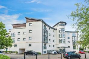 8, 23 Holly Court, Pasteur Drive, Old Town, Swindon SN1 4GH
