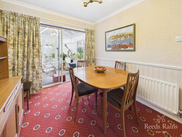 4 bed Detached for sale Image 5