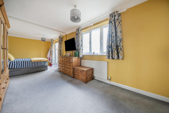 yellow bed 3