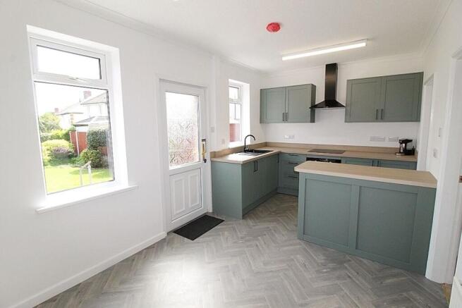 2 bed Semi-Detached for sale Image 6