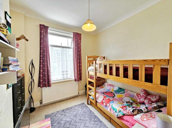 5 bed Terraced for sale Image 8
