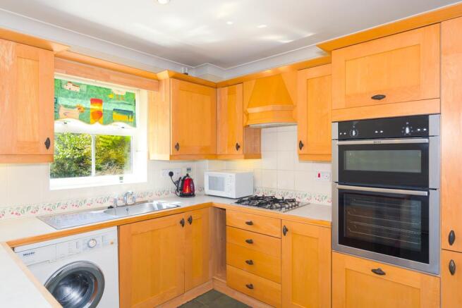 (Rightmove)  (12 of 26).jpg