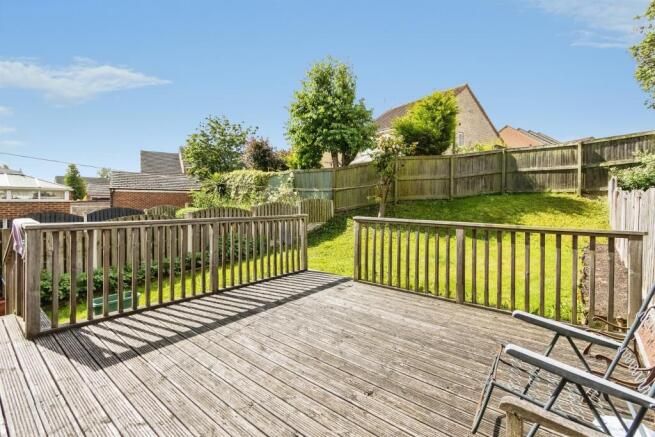 3 bed Semi-Detached for sale Image 12