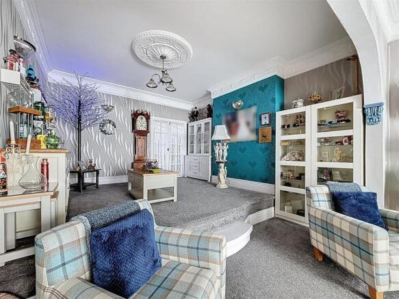 6 bed Terraced for sale Image 8