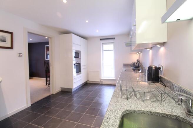 Kitchen alt