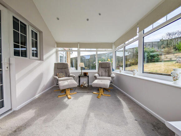 2 bed Detached Bungalow for sale Image 8