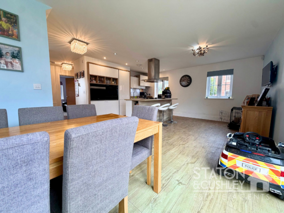 Kingfisher Way, Ollerton, NG22 photo 4