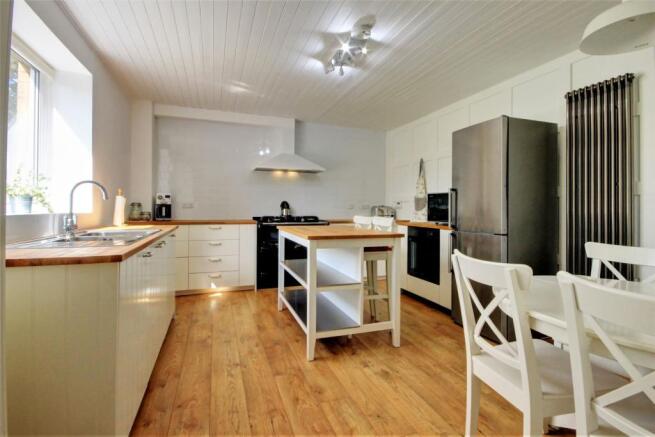 Kitchen/Breakfast