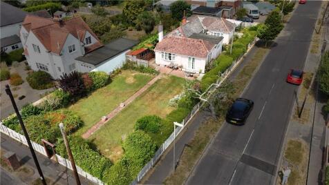Milton Grove, New Milton, Hampshire, BH25