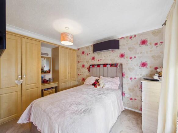 2 bed Park Home for sale Image 7