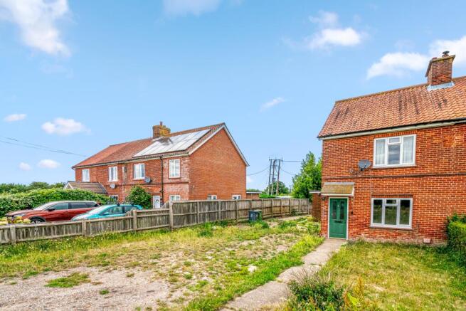 3 Norwich Road, Mattishall, Norfolk, NR20 3LL photo 4