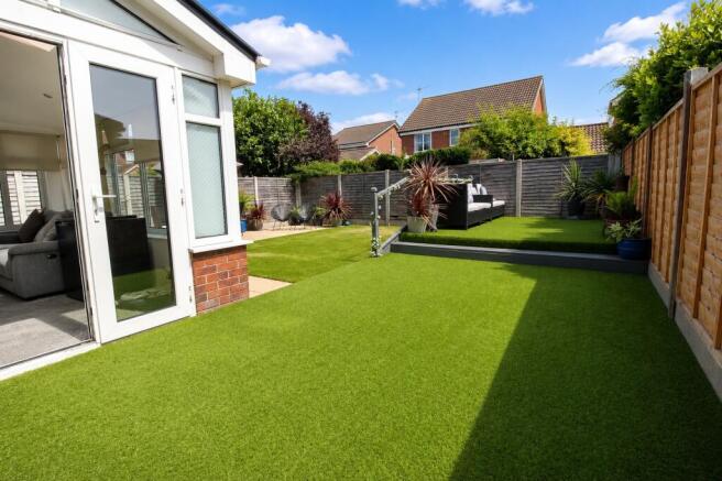 3 bed Detached for sale Image 11