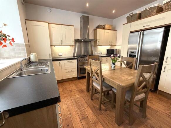 Flat 1, 13 Culduthel Road, Inverness, IV2 photo 5