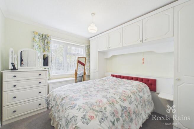 2 bed Apartment for sale Image 6