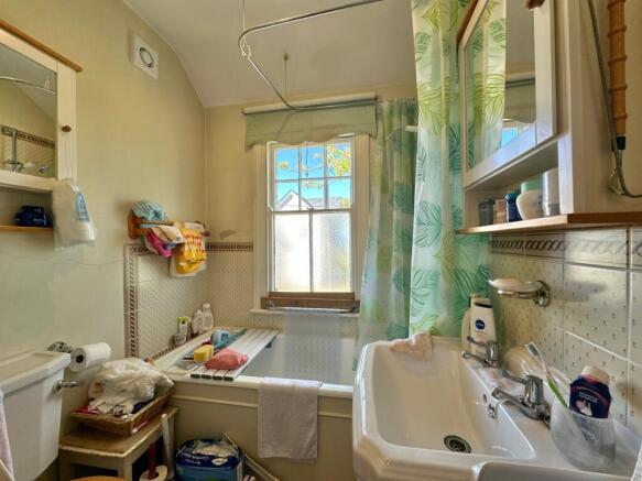 Photo 16