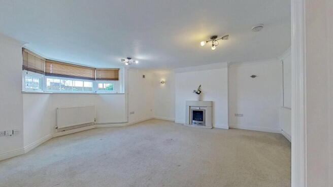 Garden Flat, Walmer Castle Road, Walmer photo 4