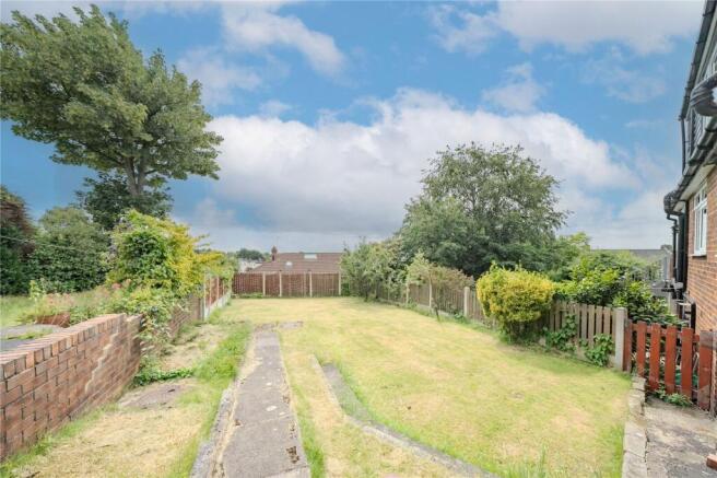 3 bed Semi-Detached for sale Image 8