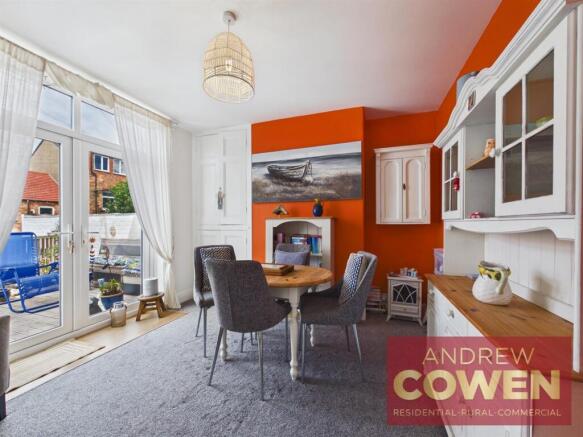 3 bed Terraced for sale Image 11
