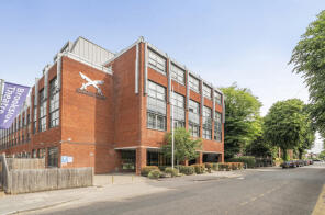 Flat 21, 23 Scimitar House, Eastern Road, Romford RM1 3FA