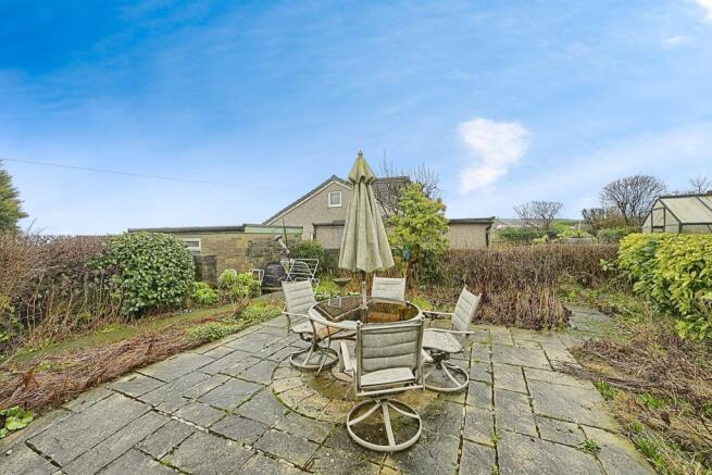 3 bed Detached Bungalow for sale Image 10