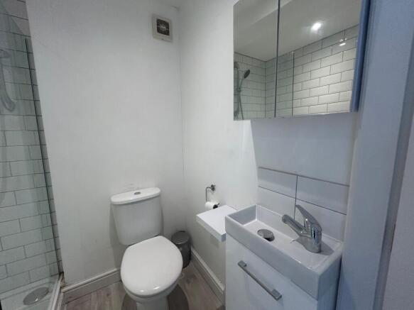 3 bed Maisonette to rent Image 10