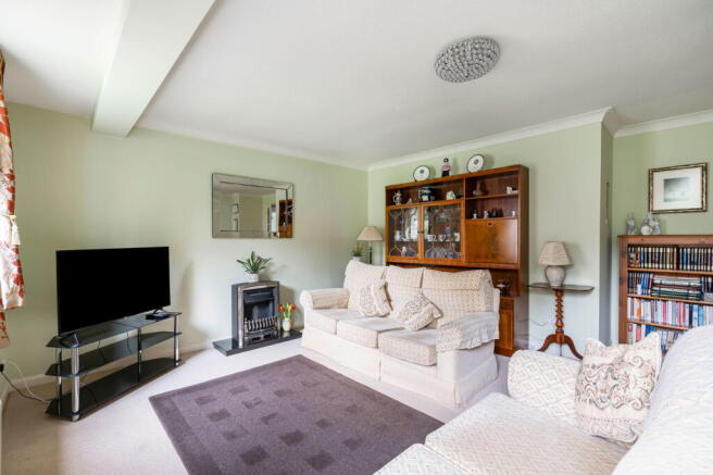 Horsham Road, Bramley, GU5 0BD photo 2