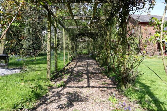 051 Gardens.JPG
