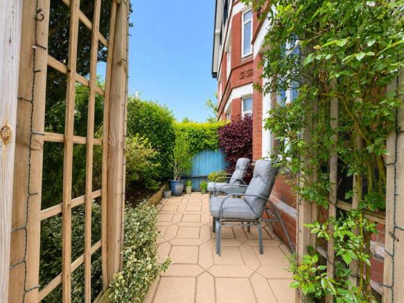 Brookfield Road, West Kirby, Wirral, CH48 photo 4