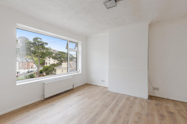 11 Sitting Room Dartmouth, Ferndale, Wayside - 250