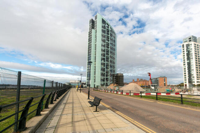 Princes Parade, Liverpool, L3 photo 2