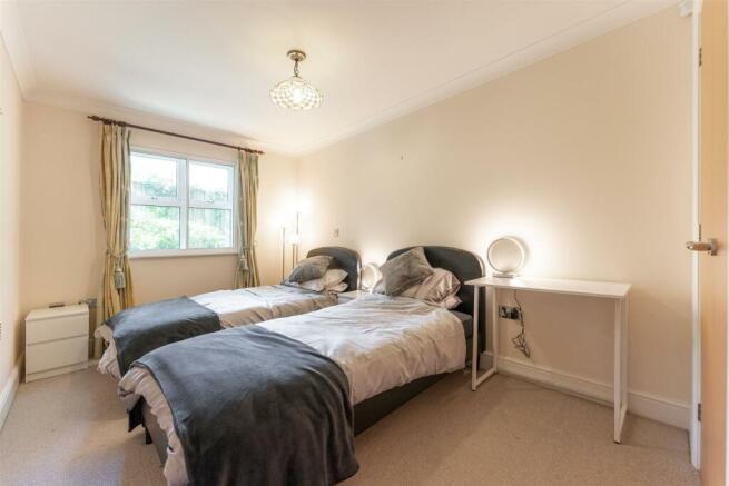 Flat 4, Claremont House By Ralph Media Group00710-