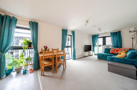 Blueberry Court, Broadis Way, Rainham, RM13