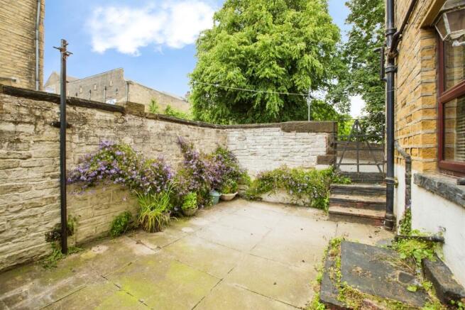 2 bed Terraced for sale Image 11
