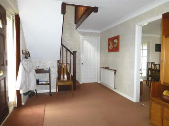 SPACIOUS RECEPTION H