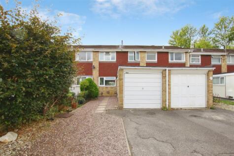 Peregrine Close, Covingham, Swindon