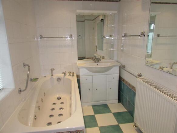 Ensuite