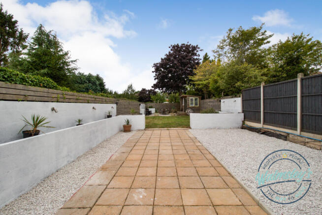 Patio & rear gardens