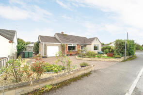 16, Heathfield Road, Nailsea BS48 1EB