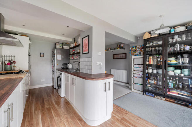 1396028-11-6964e7...